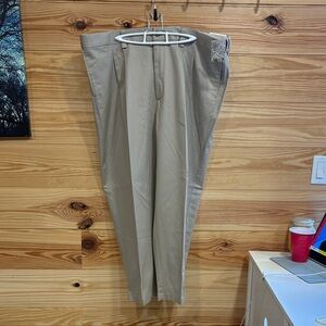 Men's Khaki Pants